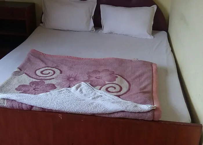 Sweet Dreams 3*